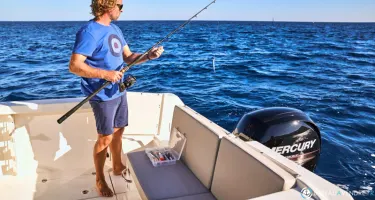 Quicksilver Activ 605 Pilothouse