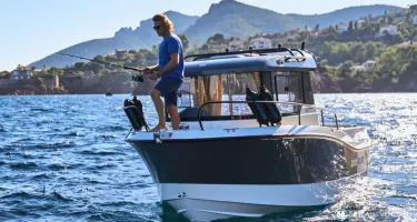 Quicksilver Activ 605 Pilothouse