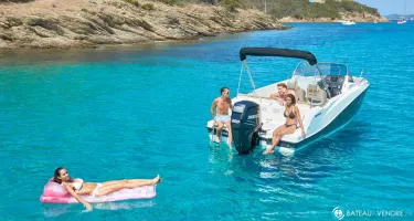 Quicksilver  675 Sundeck