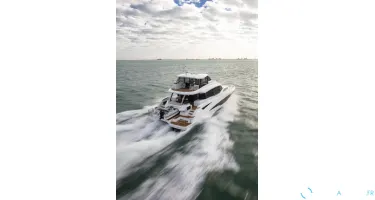 Aquila  70 Luxury