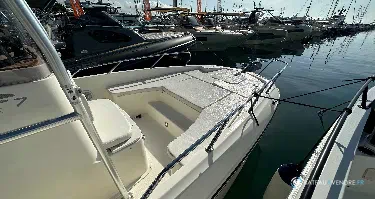 Bayliner Element CC7