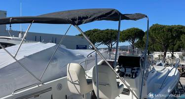 Beneteau Flyer 8 SUNdeck