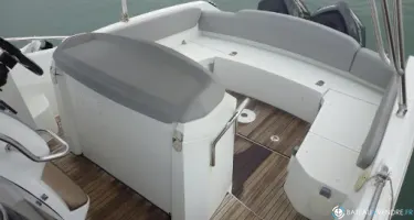 Beneteau Flyer 850 Sun Deck Miami
