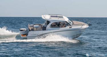 Beneteau Antares 8 OB