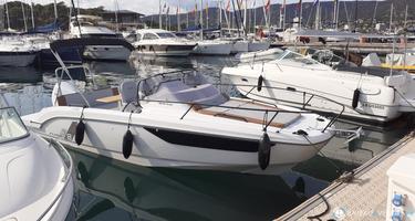 Beneteau Flyer 8 SUNdeck