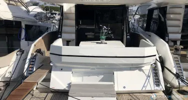 Galeon  470 Sky