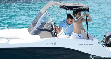 Quicksilver Activ 455 Open