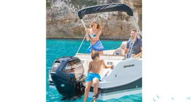 Quicksilver Activ 555 Open