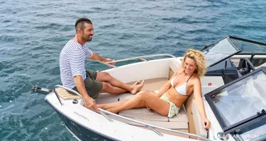 Quicksilver Activ 605 Bowrider