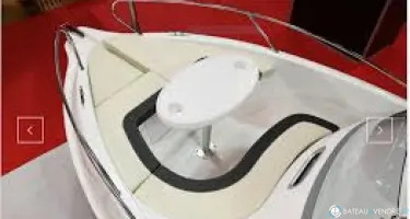 B2 Marine Cap Ferret 572 Open