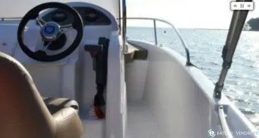 B2 Marine Cap Ferret 572 Open