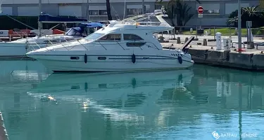 Sealine  F 33