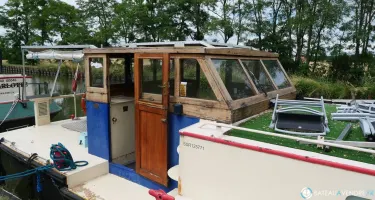 Barge Live Aboard