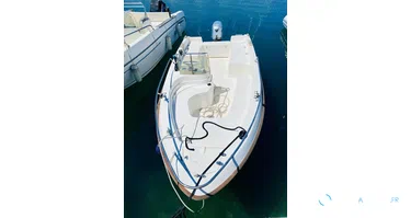 B2 Marine Cap Ferret 450 Open