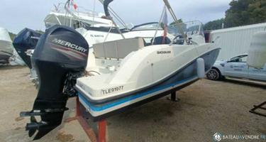 Quicksilver Activ 605 Sundeck