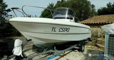 Sessa Marine Key Largo 20 Deck