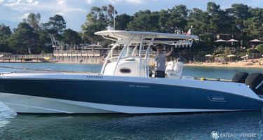 Boston Whaler  320 Outrage