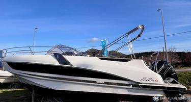 Beneteau Flyer 8.8 SUNdeck