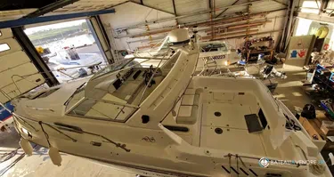 Sealine Ambassador 290