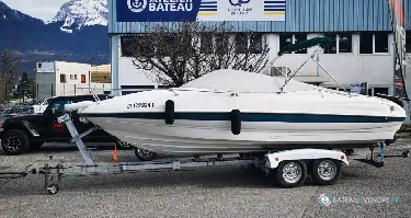 Bayliner Capri 2052