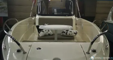 Quicksilver Activ 605 Open