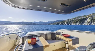 Invictus  460 TT