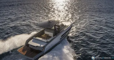 Invictus  370 GT