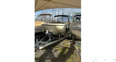 Quicksilver Activ 475 Axess