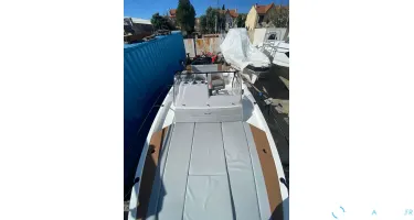 Beneteau Flyer 7 SUNdeck