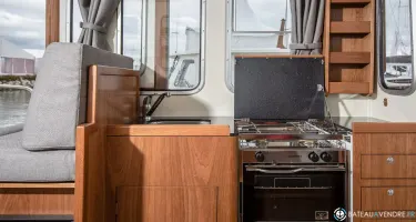 Rhea  850 Timonier