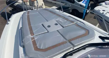 Beneteau Flyer 8 SUNdeck V2