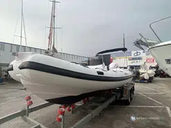 Selva  D600