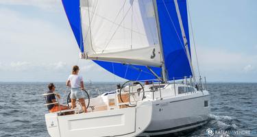 Beneteau Oceanis 37.1