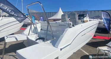 Beneteau Flyer 8 SPACEdeck V2