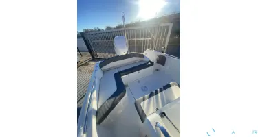 White Shark  240 SC