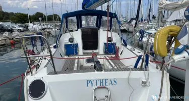 Beneteau First 285
