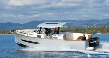 Rhea  32 Open