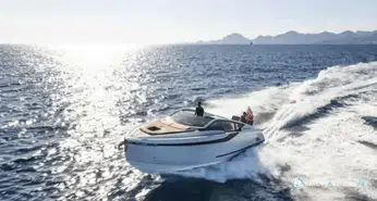 Fairline  33