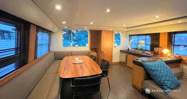 Mondomarine Navetta 24 M