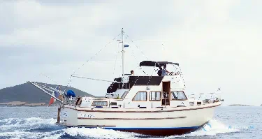 Cheoy Lee Trawler