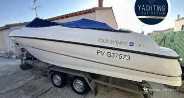 Four Winns Horizon 220