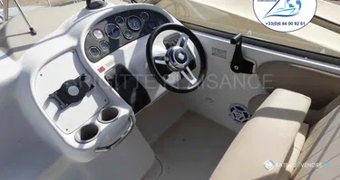 Chris Craft Express Cruiser 268