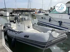 Pro Marine Manta 795