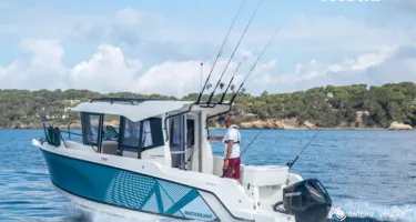 Quicksilver Activ 705 Pilothouse