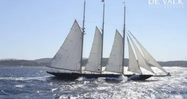 Van Der Graaf Classic Schooner