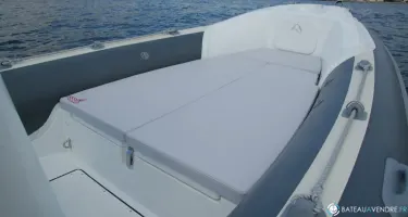 MV Marine  700
