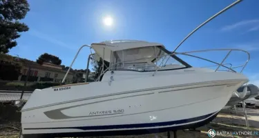 Beneteau Antares 580