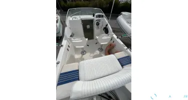 B2 Marine  500 Cabine
