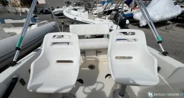 B2 Marine  500 Cabine