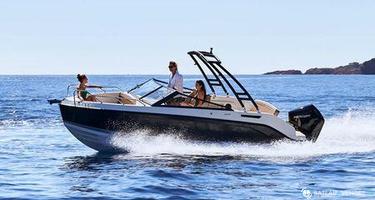 Quicksilver Activ 675 Bowrider